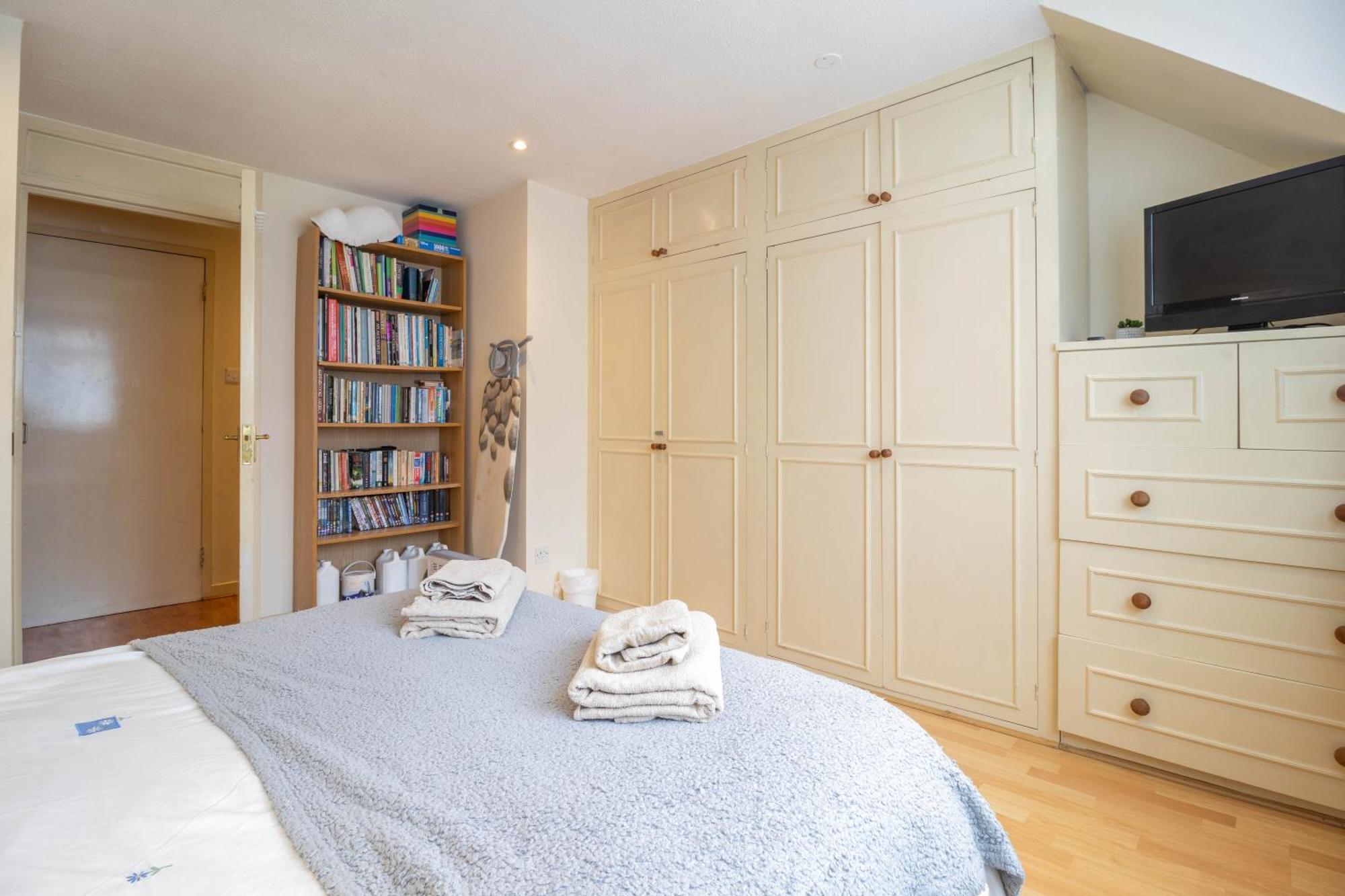 Homestay Comfy Private In Battersea Close To Clapham Junction